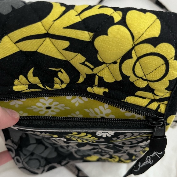 Vera Bradley Green & Black Crossbody Purse - Picture 4 of 5